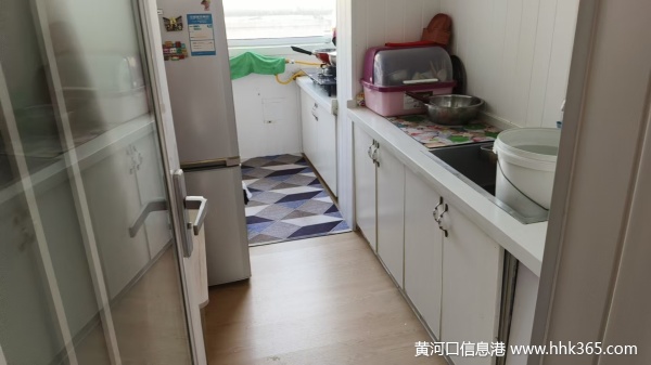 出售河盛小区63平一楼，精装少主，一口价20万