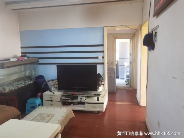 ～河盛小区60型四楼，三室，带储藏室，售价10.8万